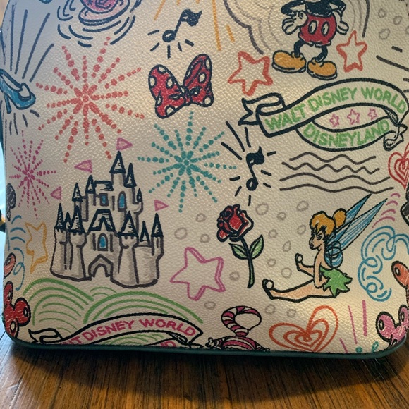 Disney Dooney & Bourke Bag - White Sketch - Crossbody New - Picture 3 of 10
